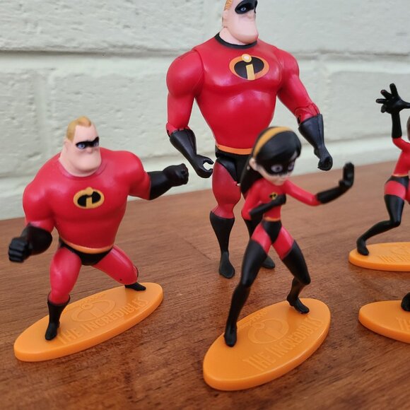 Disney Pixar The Incredibles Mini Action Figure Lot of 5 toys Pretend Play T3 - Picture 3 of 6